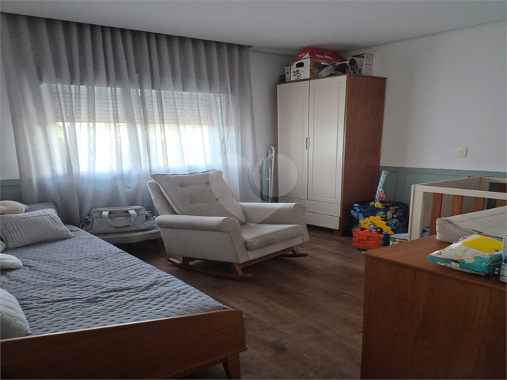 Foto REO184136