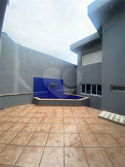 Foto REO184499