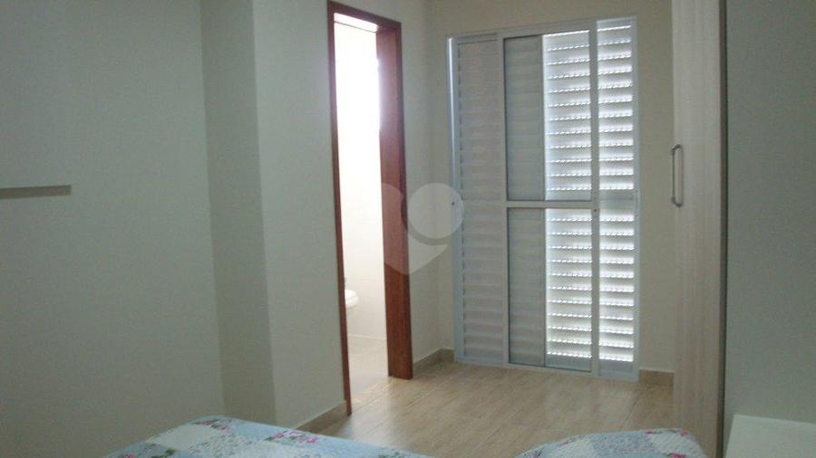 Foto REO184843