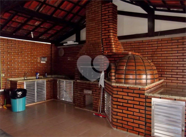 Foto REO185044