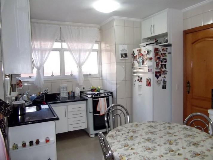 Foto REO185044