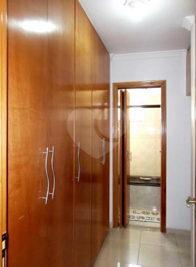 Foto REO185044