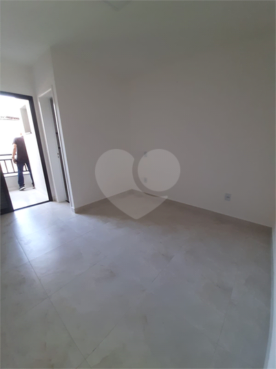 Foto REO186147