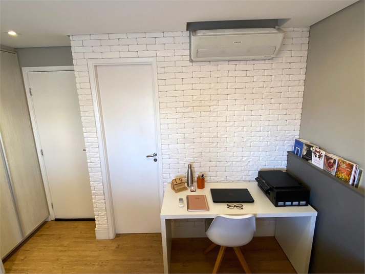 Venda Apartamento São Paulo Carandiru REO186205 19