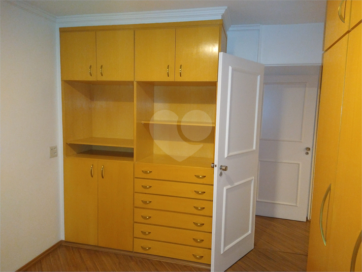 Foto REO186436