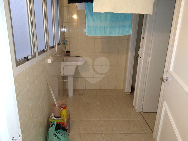 Foto REO186436