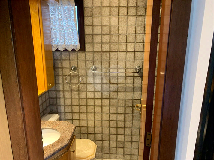 Foto REO186438