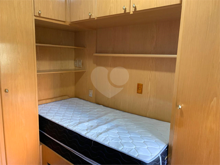 Foto REO186438