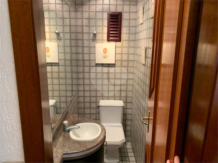 Foto REO186438