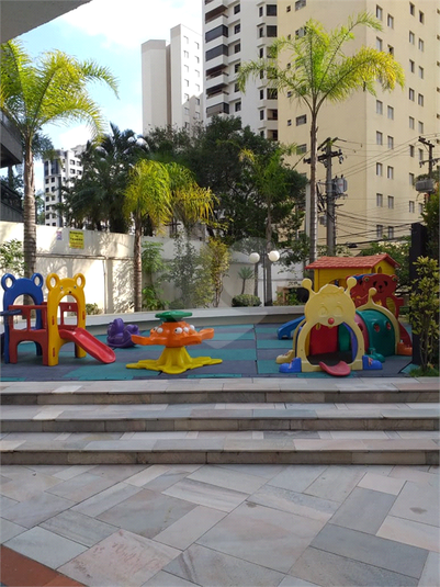 Foto REO187014