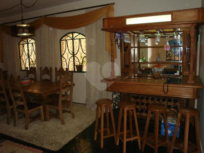 SALA AMPLA PARA DOIS OU MAIS AMBIENTES