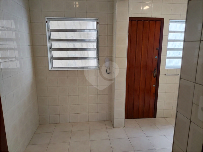 Foto REO188901