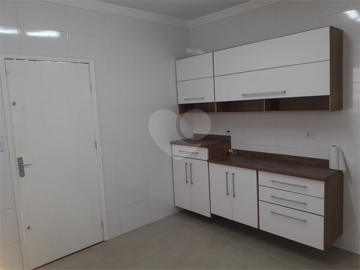 Foto REO189003