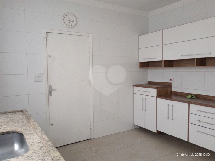 Foto REO189003