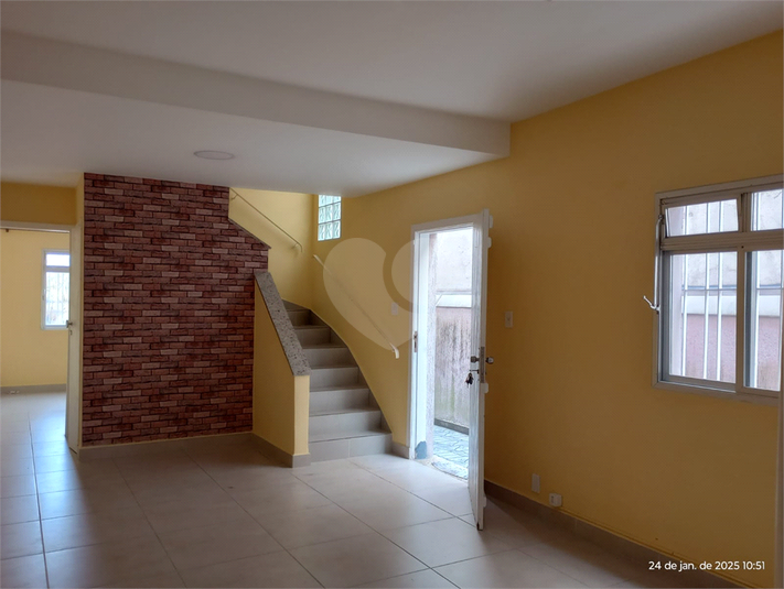 Foto REO189003
