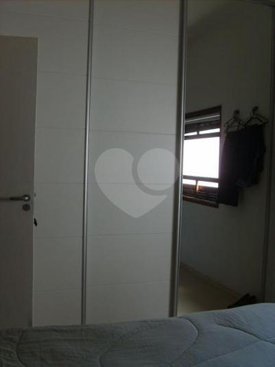 Foto REO189247