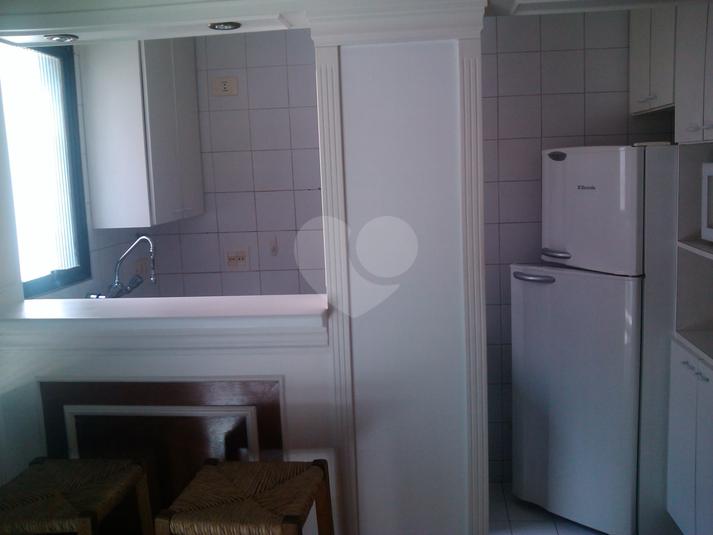 vista da cozinha americana