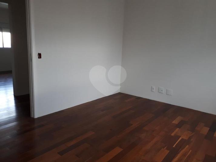 Foto REO190049