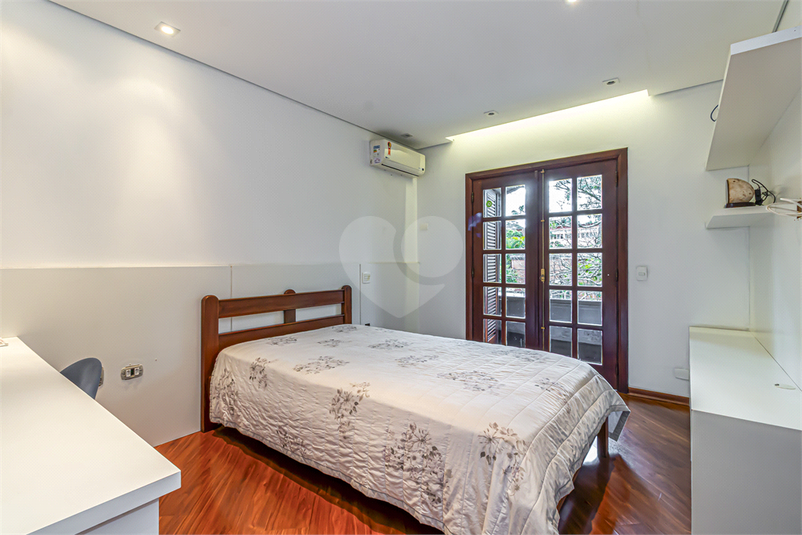 Foto REO190668