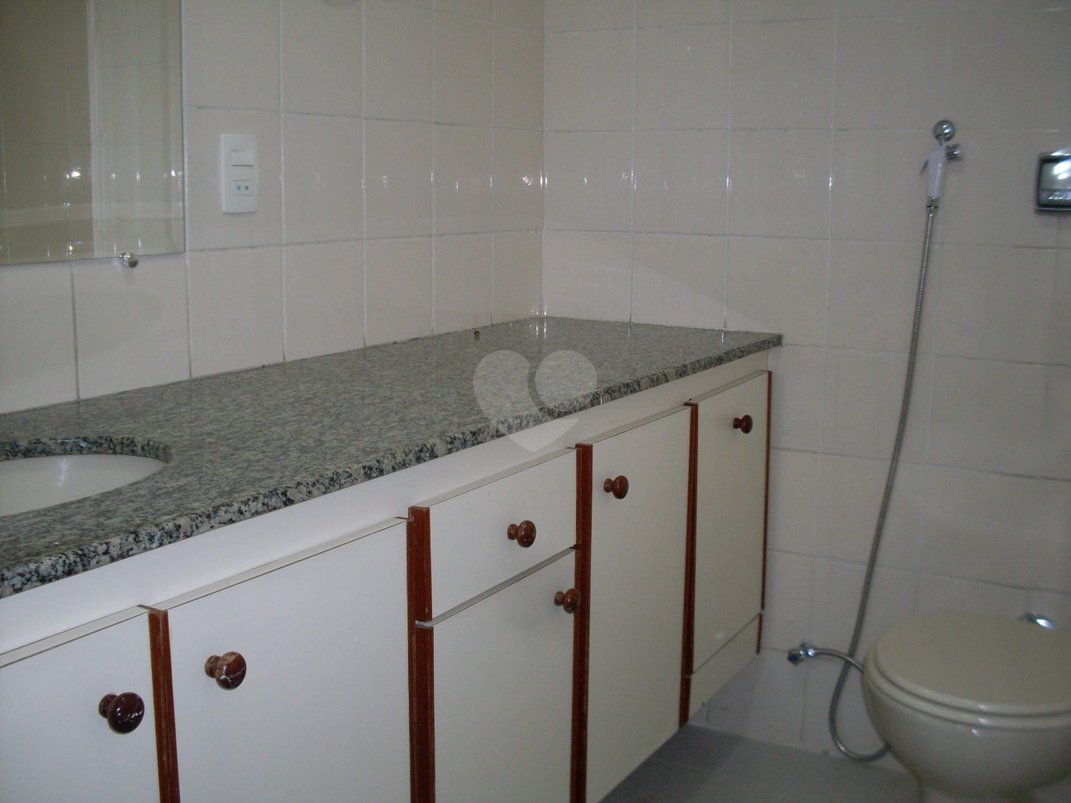 Venda Apartamento Campinas Vila Itapura REO190684 12