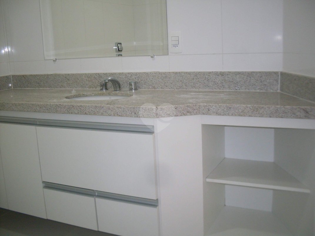 Venda Apartamento Campinas Vila Itapura REO190684 13