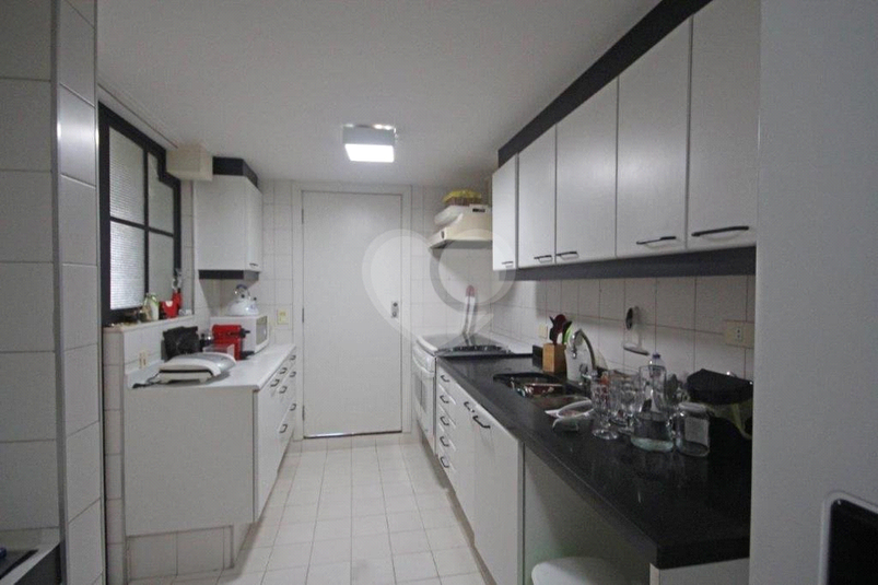 Foto REO190686