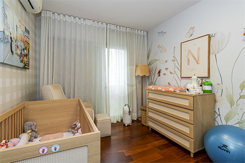 Foto REO191355