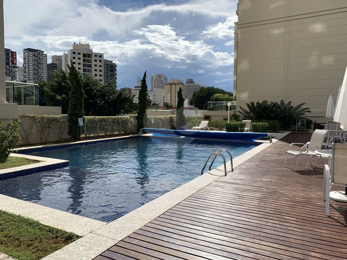 Foto REO191442