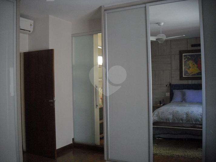 Foto REO191525