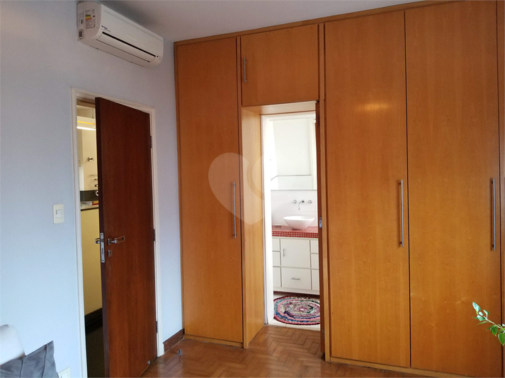 Foto REO191525