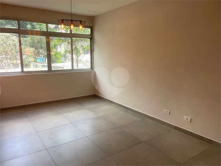 Foto REO192299