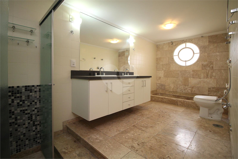 Foto REO192305