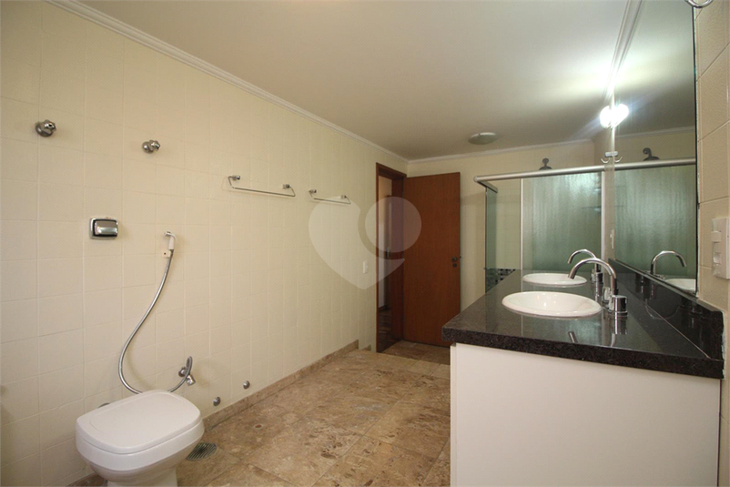 Foto REO192305