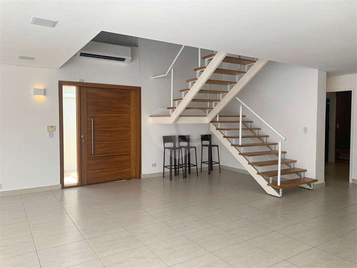 Foto REO192816