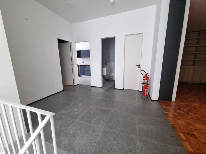 Foto REO194130