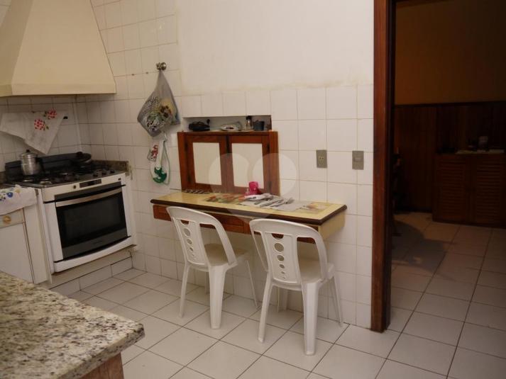Foto REO194502