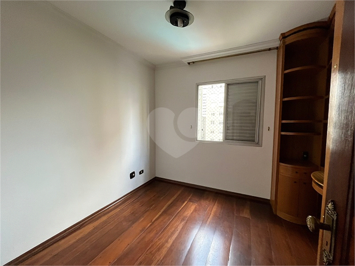 Foto REO196100