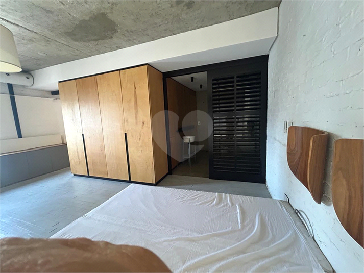 Foto REO198881