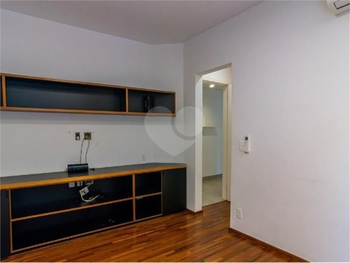 Venda Apartamento São Paulo Aclimação REO20388 10