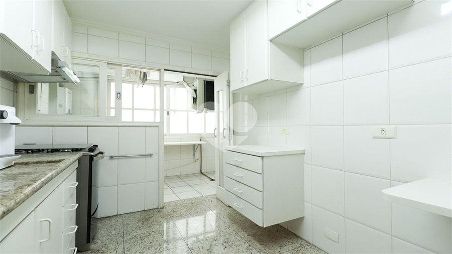 Foto REO204873