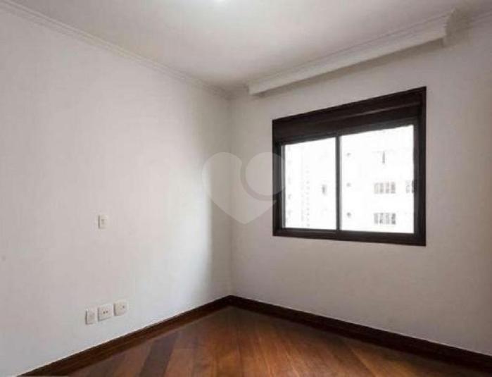 Foto REO205646