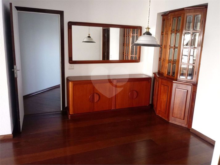 Foto REO206267
