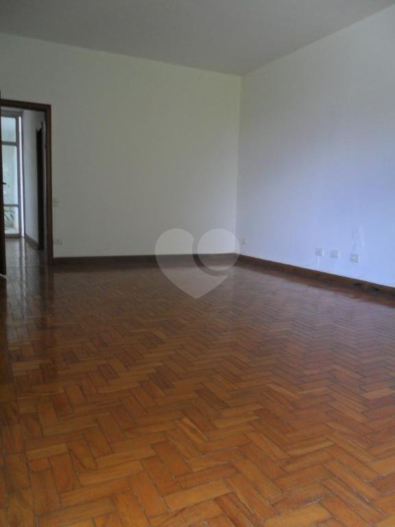 Venda Casa térrea São Paulo Retiro Morumbi REO207031 27