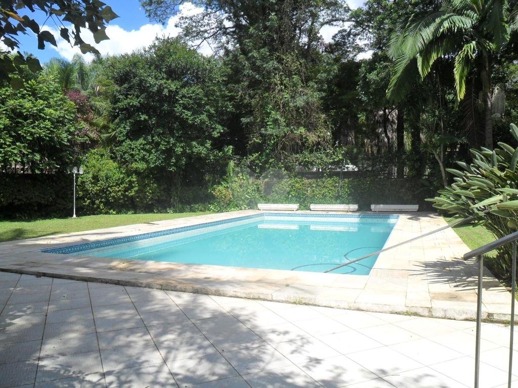 Venda Casa térrea São Paulo Retiro Morumbi REO207031 32