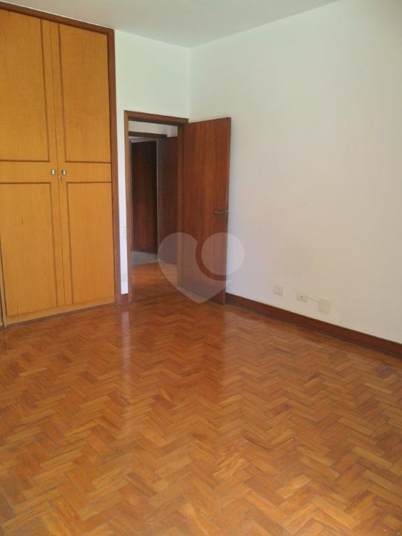 Venda Casa térrea São Paulo Retiro Morumbi REO207031 24