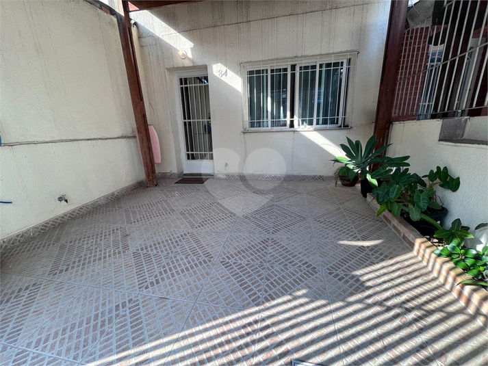 Foto REO209002