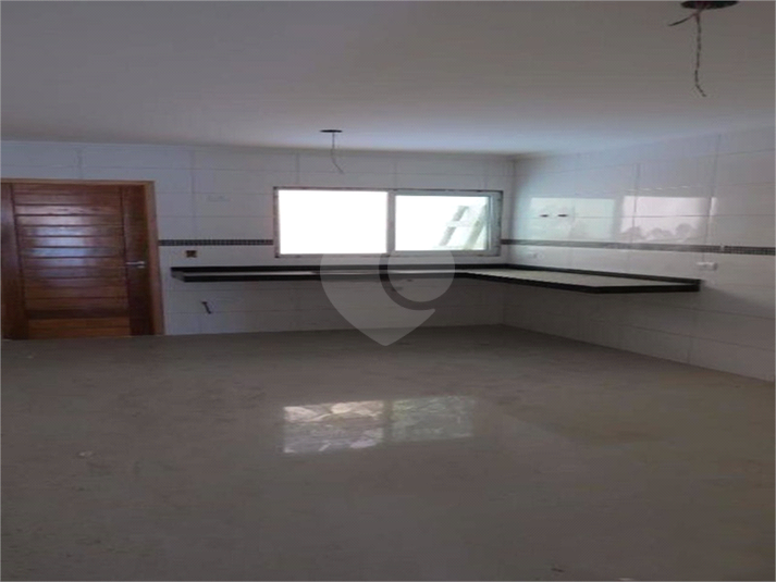Foto REO209330