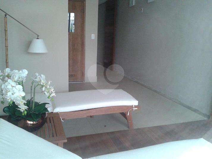 Foto REO209960