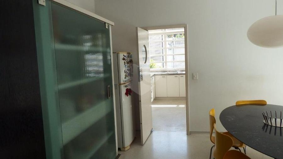 Venda Sobrado São Paulo Pacaembu REO212615 35