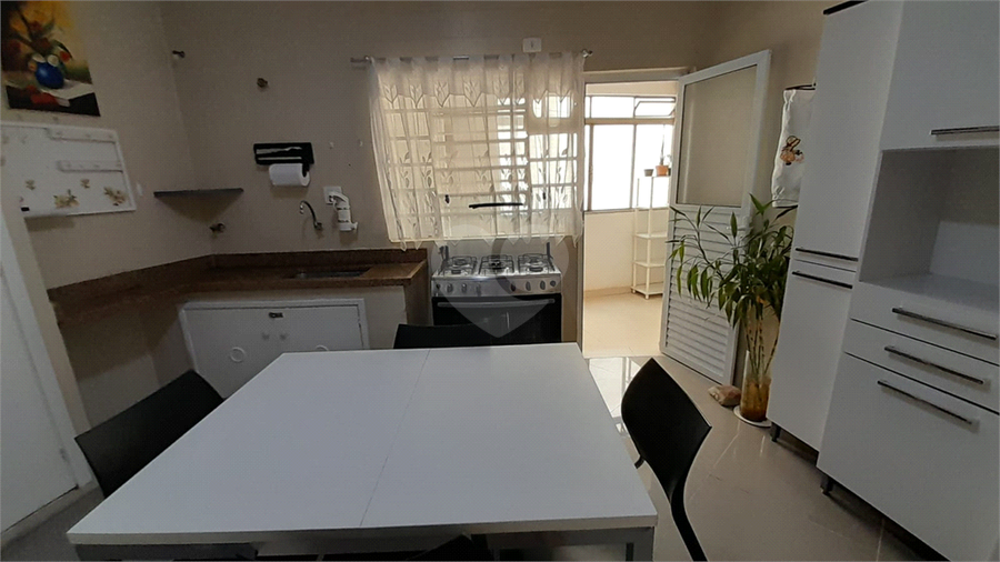 Foto REO212858